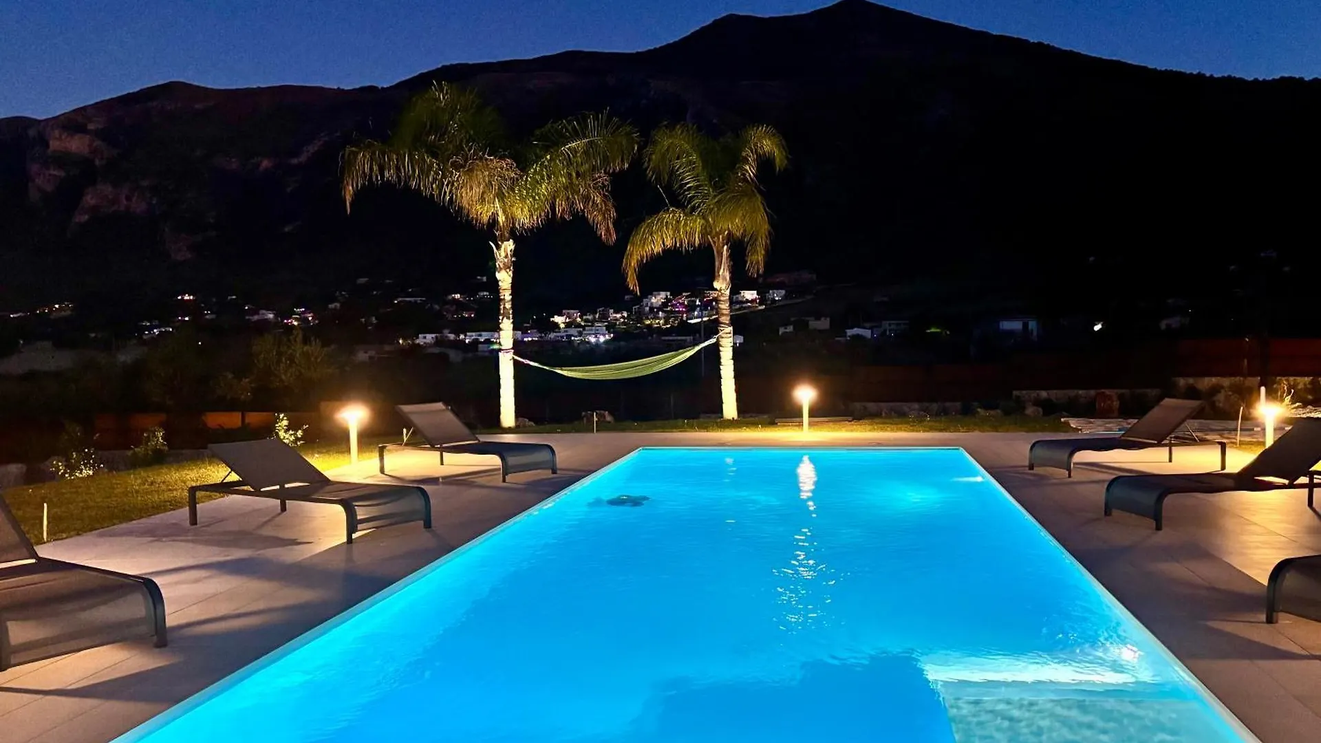 Villa Nanni Contemporary, Pool And Garden Castellammare del Golfo Italien