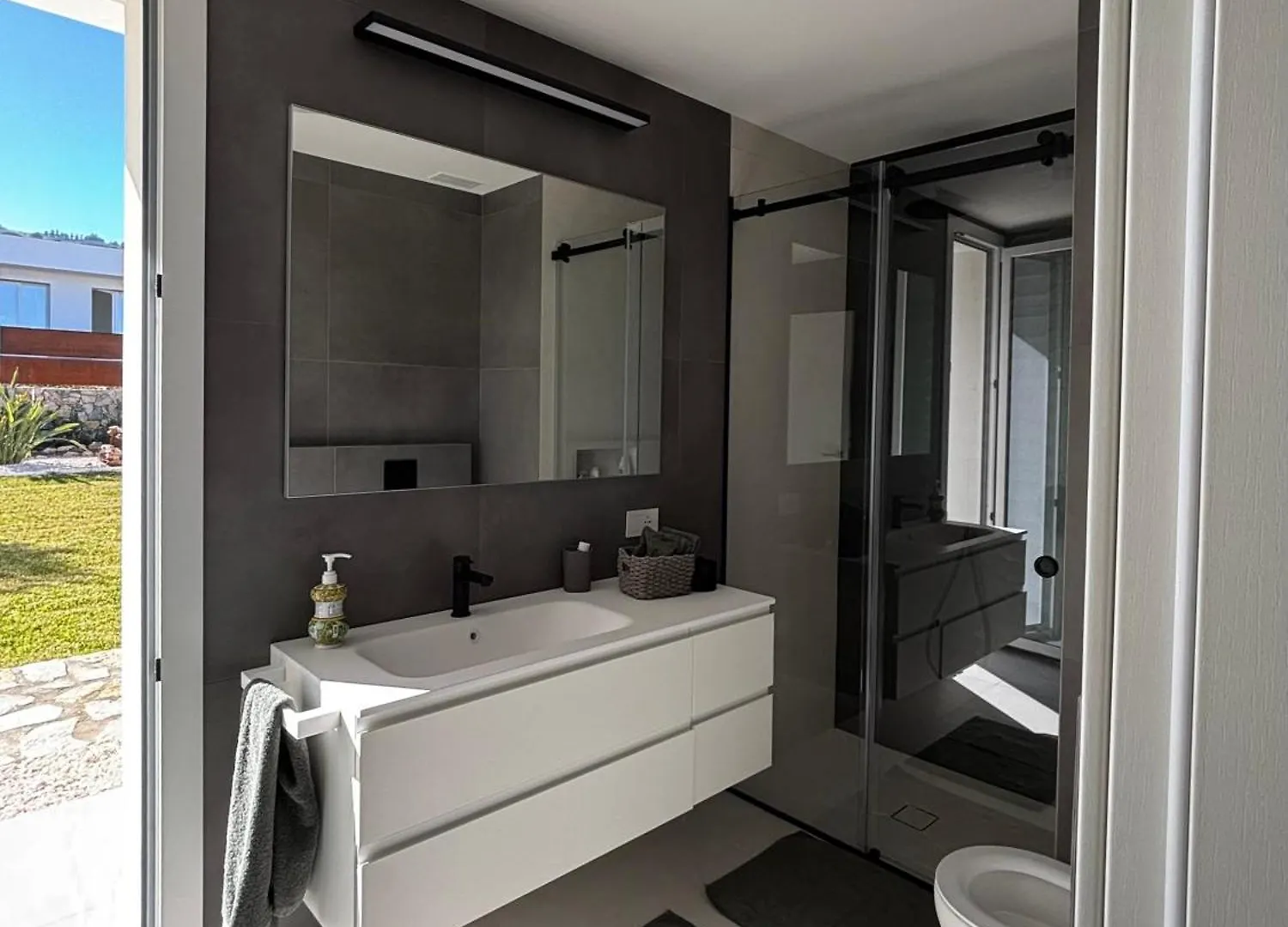 Villa Nanni Contemporary, Pool And Garden Castellammare del Golfo